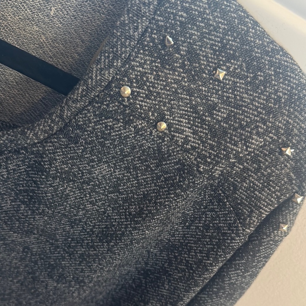 Charlotte Russe Charcoal Knit Top - Picture 3 of 3